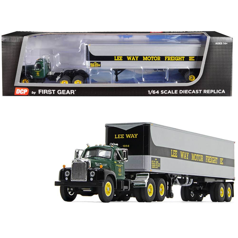 Day Cab with Vintage Trailer X593541