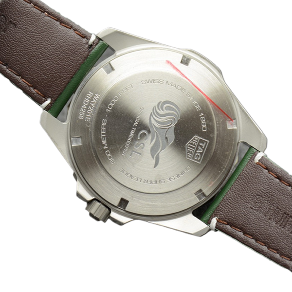 43mm Watch W696317