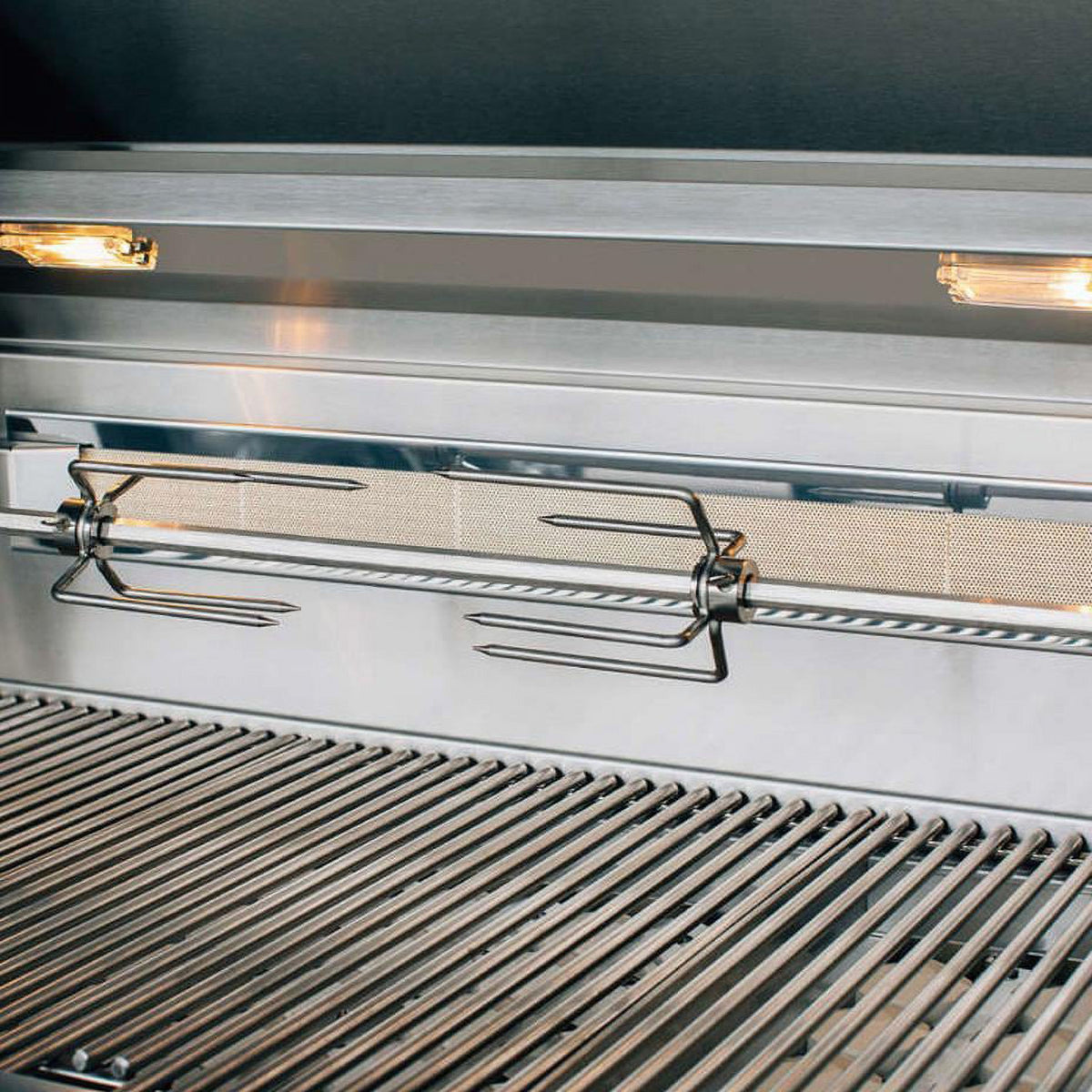 30-Inch 2-Burner Built-In Natural Gas Grill With Stainless Steel Burners & Rotisserie D370958