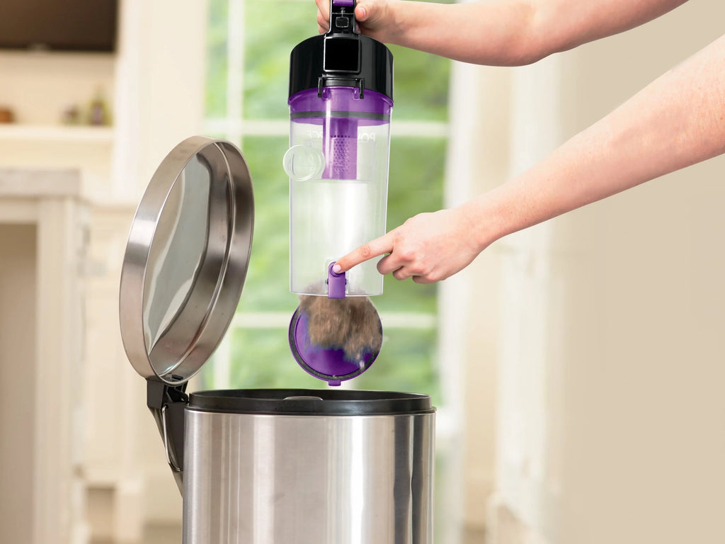 Compact Bagless Vacuum L732518