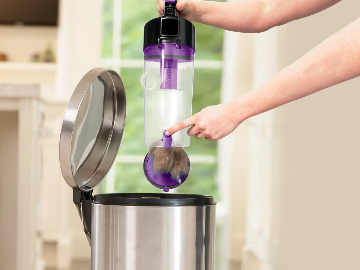 Compact Bagless Vacuum L732518