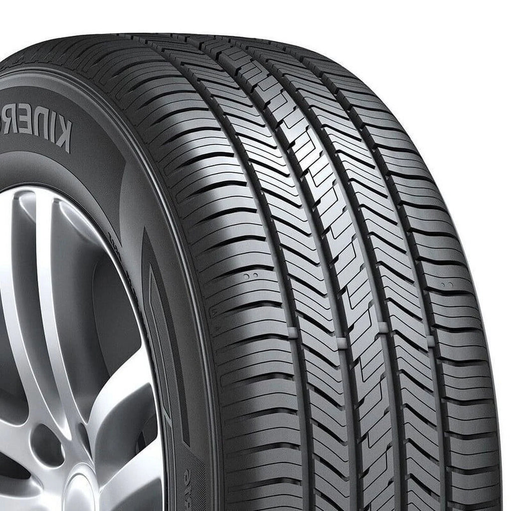 All Season 235/75R15 Passenger Tire I672664