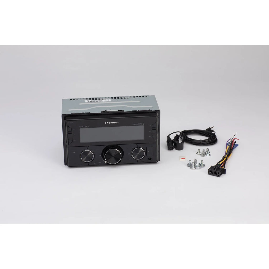 Double-DIN Digital Media Receiver with Bluetooth F42472