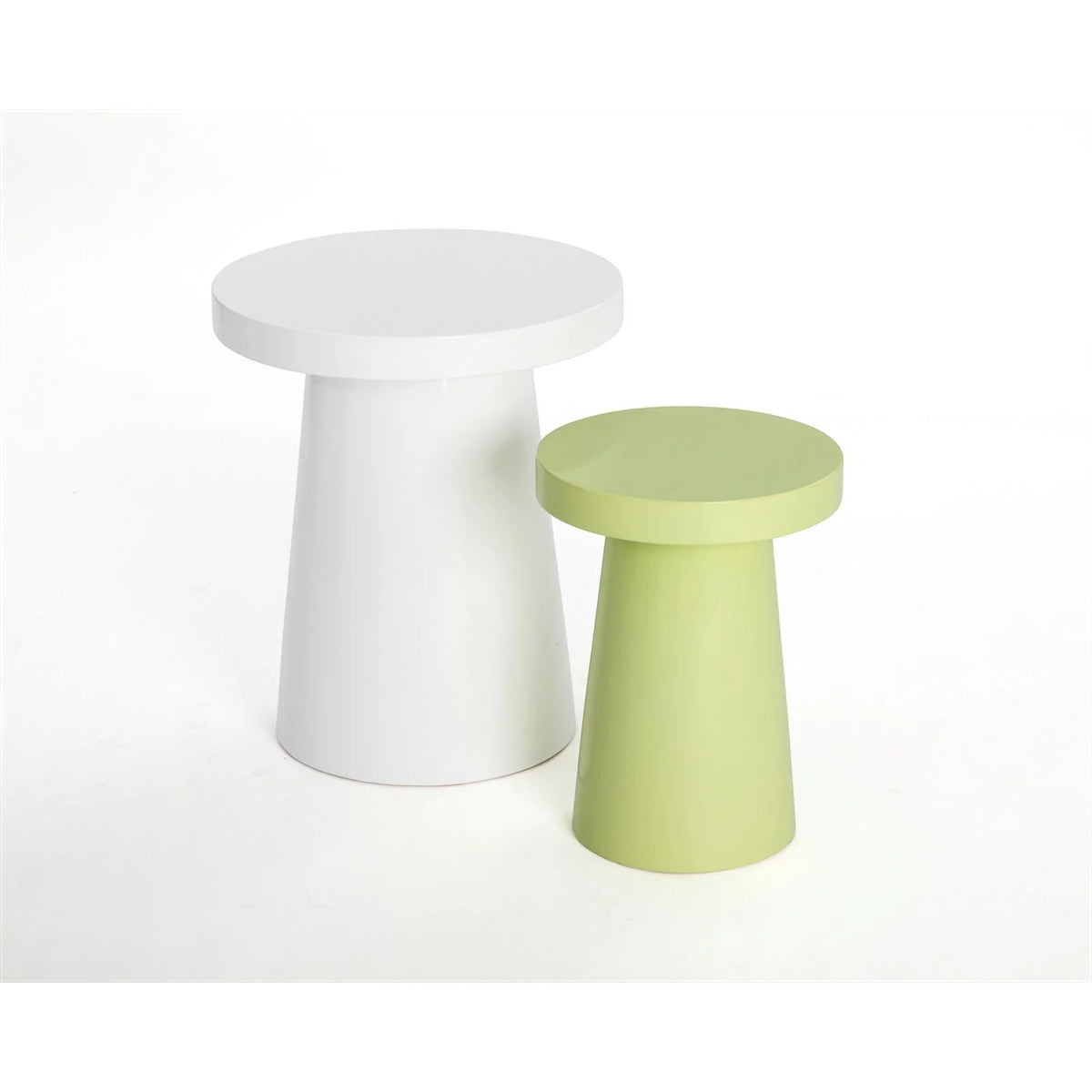 White Concrete End Table Y642