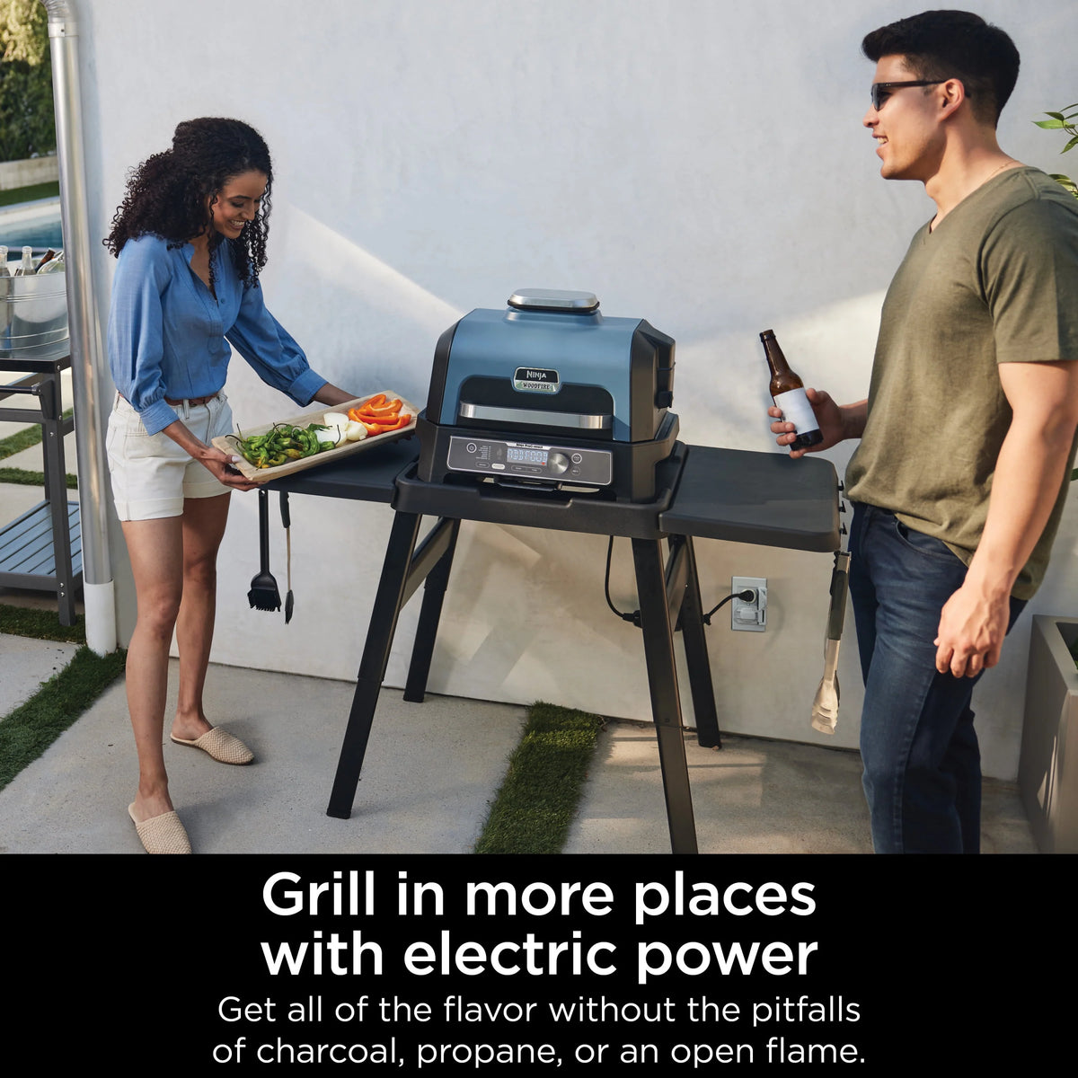 7-in-1 Outdoor Grill & Smoker V768939