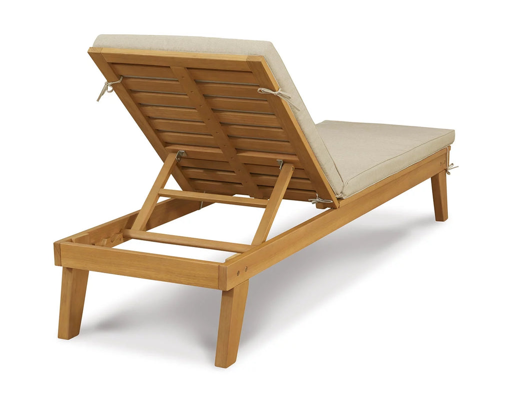 Light Brown Chaise Lounge with Cushion T612
