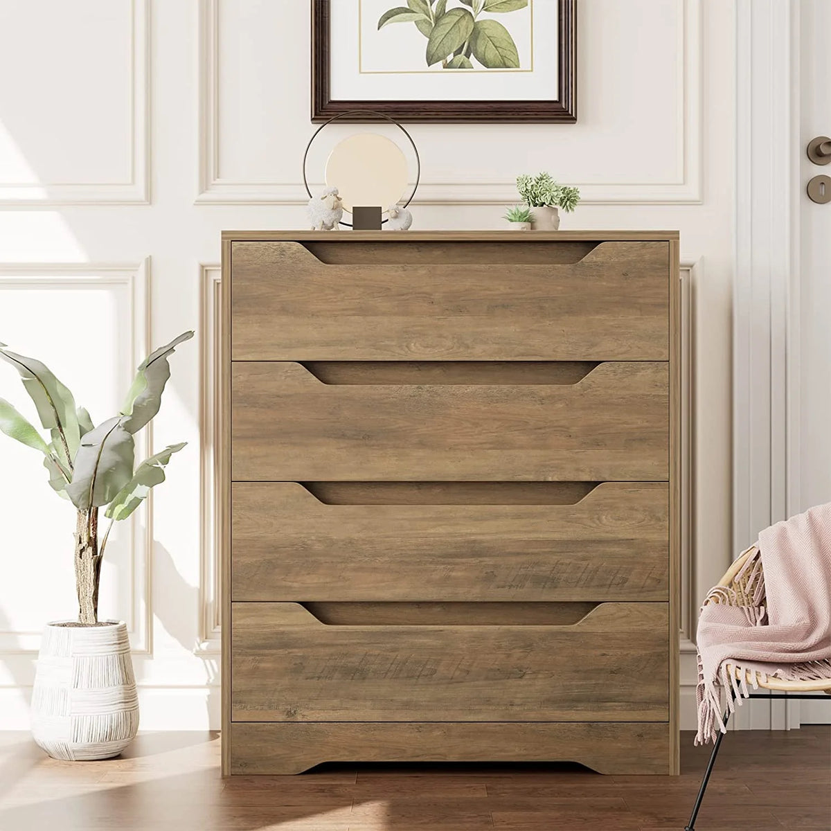 4 Drawer Wood Dresser P8125