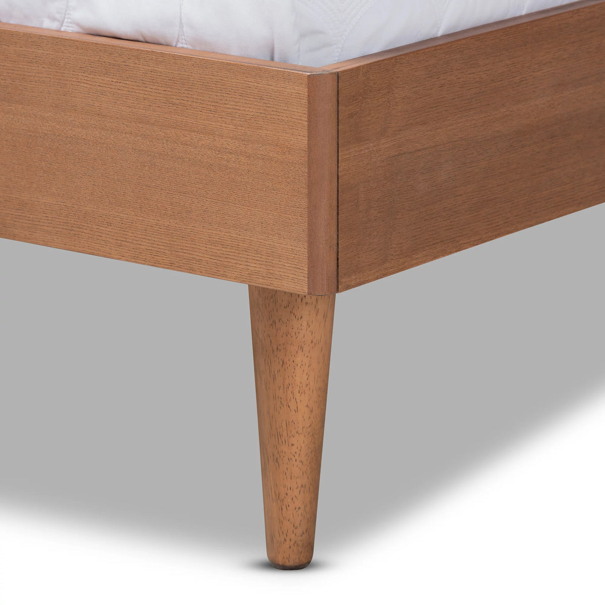 Queen Size Wood and Synthetic Rattan Platform Bed C36130