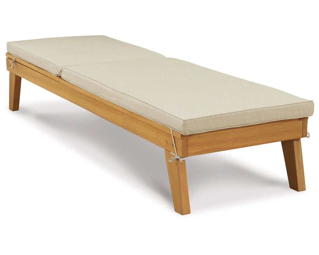 Light Brown Chaise Lounge with Cushion T612