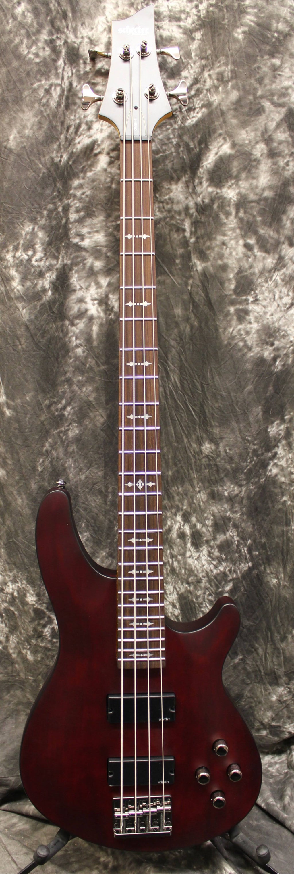 Walnut Satin Electric Bass Guitar K616