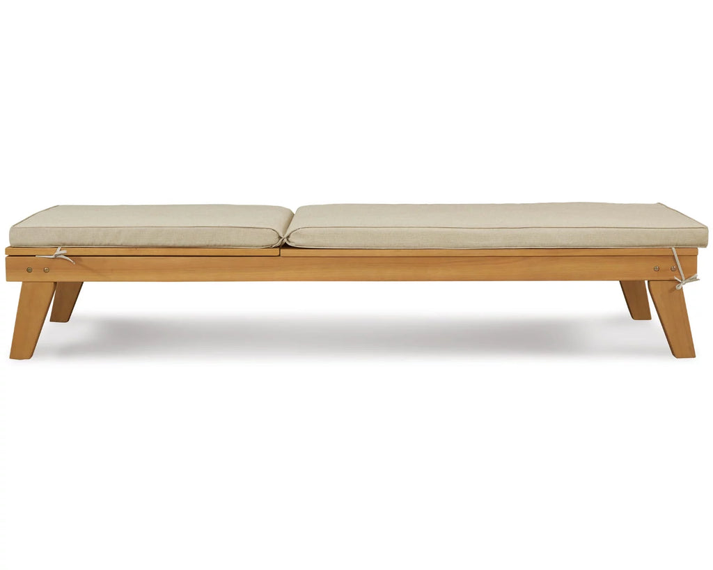 Light Brown Chaise Lounge with Cushion T612