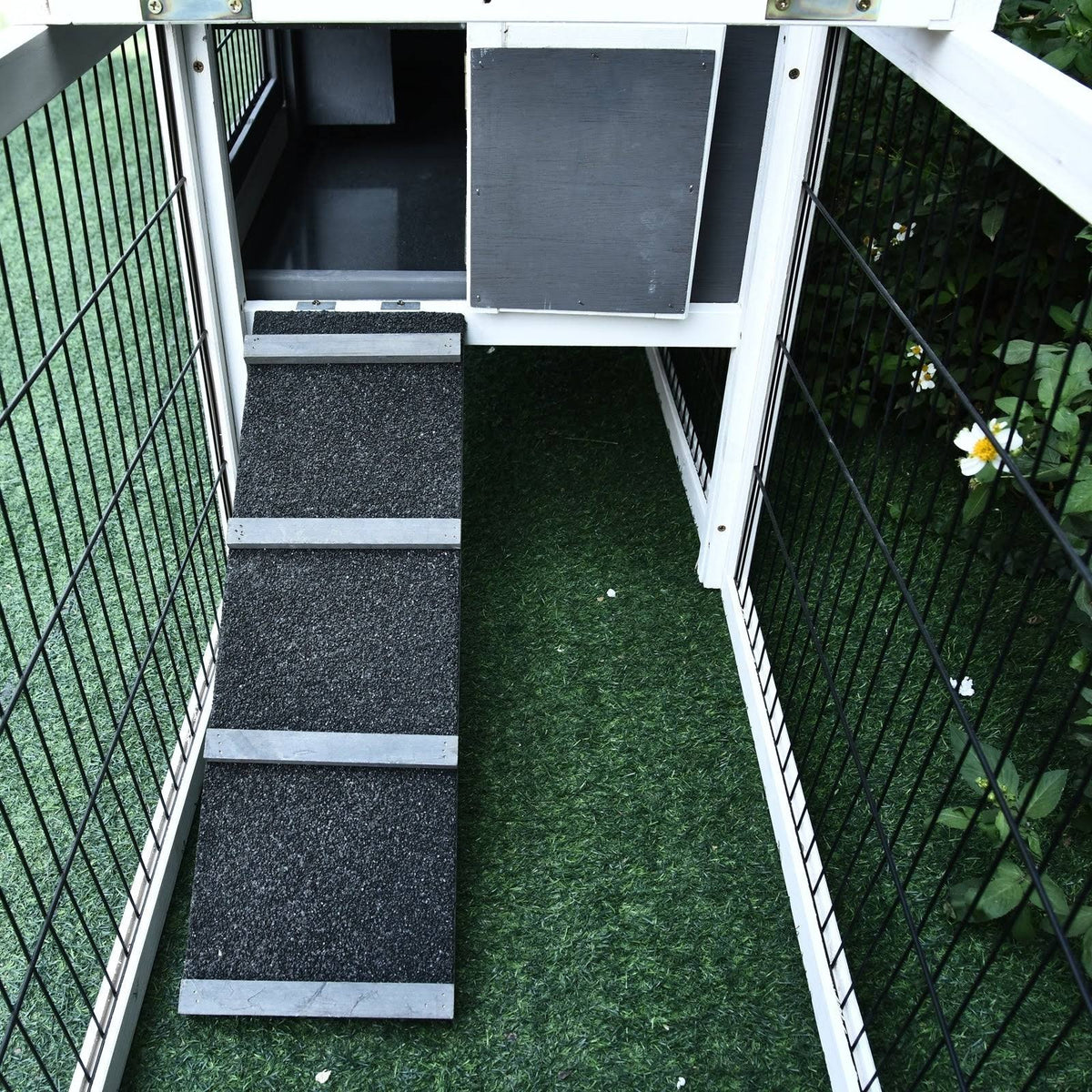 Solid Wood Rabbit Hutch with Black Metal Cage and Easy Clean Tray O183