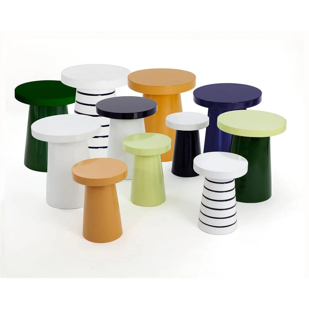White Concrete End Table Y642
