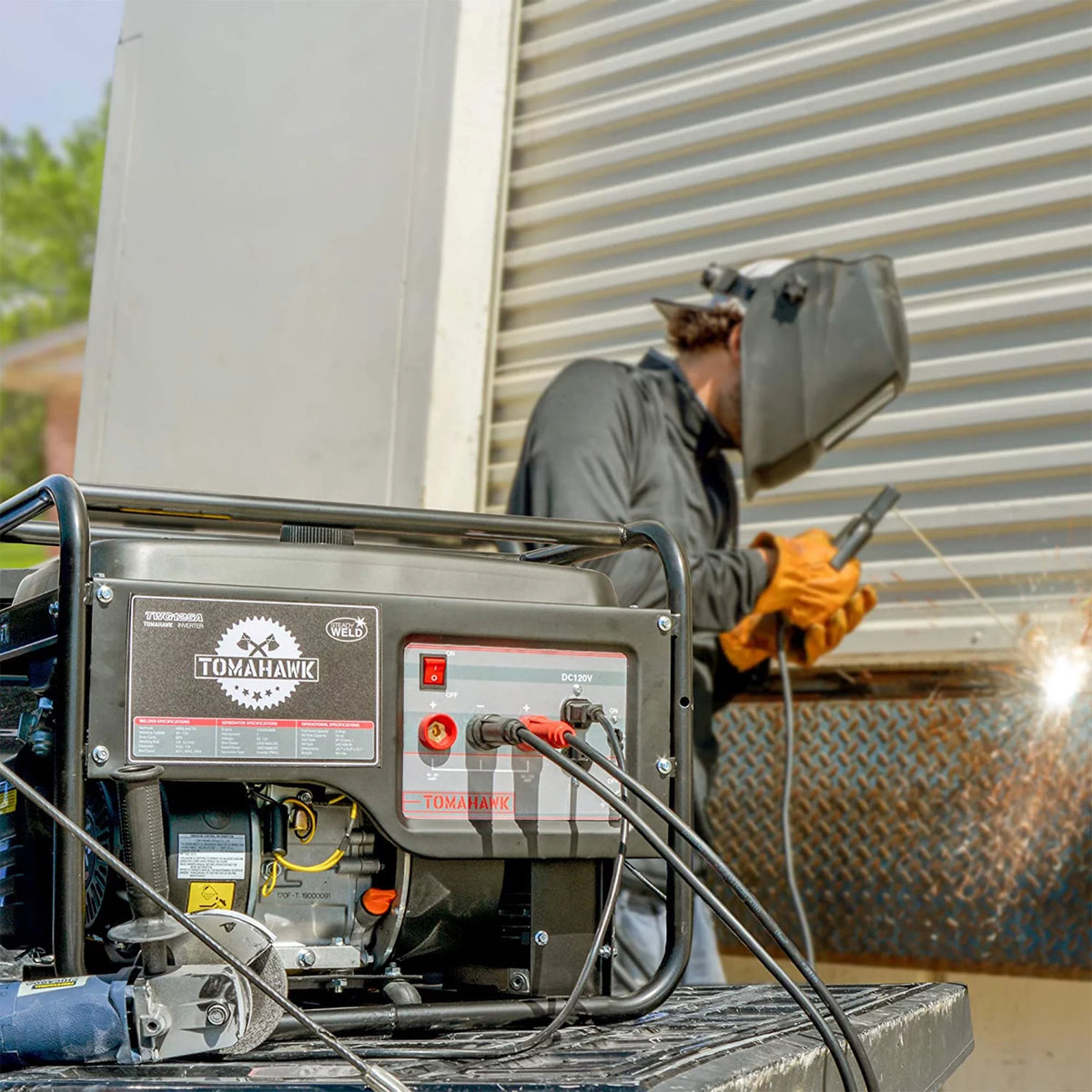 120 Amp Welder with 2,200W Generator R373355